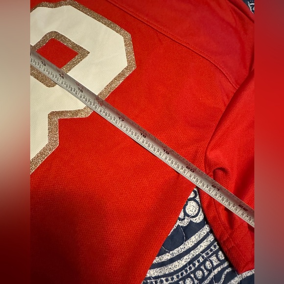 Love & Lazy days medium red women’s top with 13 on it. - Picture 9 of 13